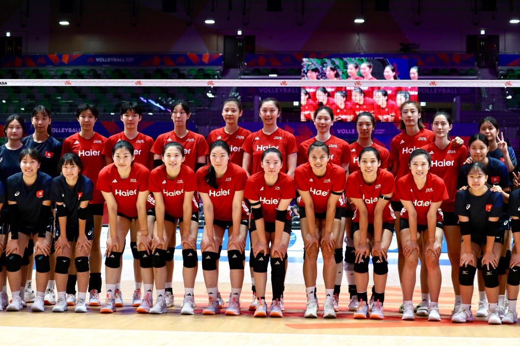 中国女排以老带新,大家认得他们多少呢? 徐嘉华摄 中国女排以老带新,大家认得他们多少呢? 徐嘉华摄