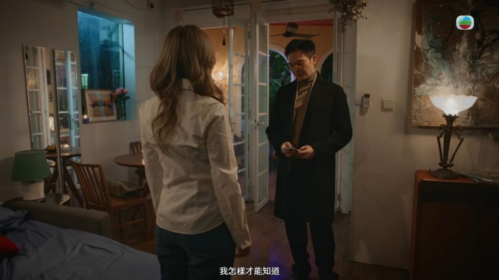 陈滢主动上演一幕极致大胆的“全裸诱惑”。 陈滢主动上演一幕极致大胆的“全裸诱惑”。