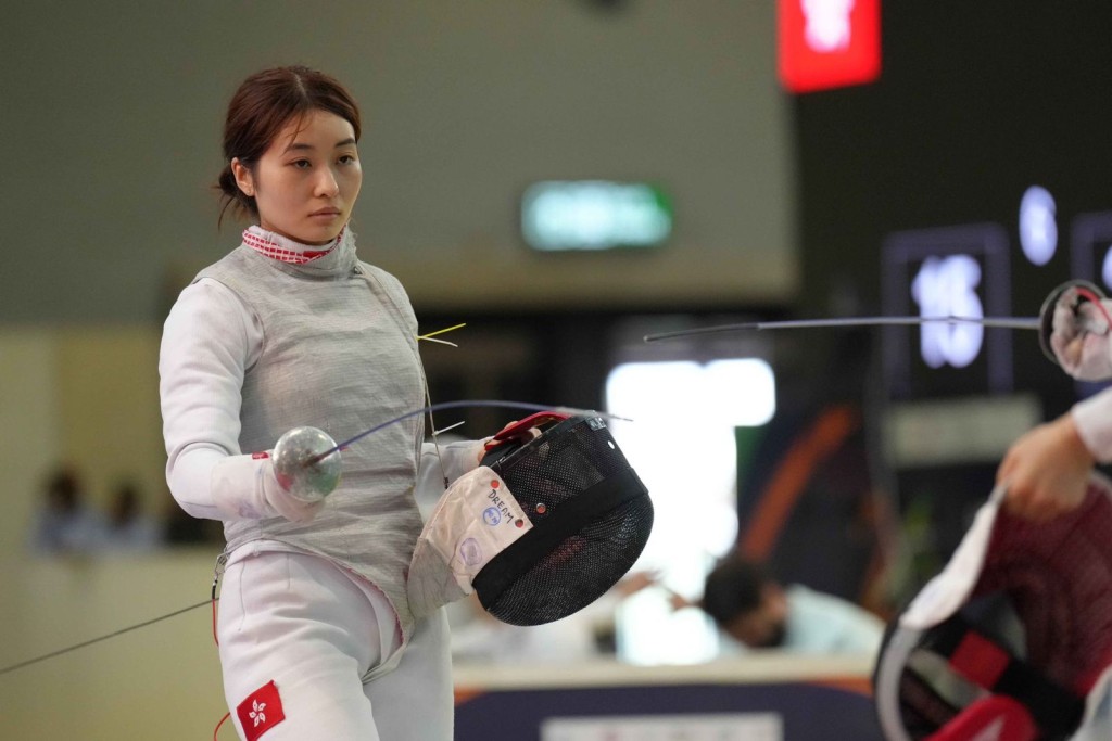 大师姐郑晓为再次带领剑队出战亚锦赛。香港剑总图 大师姐郑晓为再次带领剑队出战亚锦赛。香港剑总图