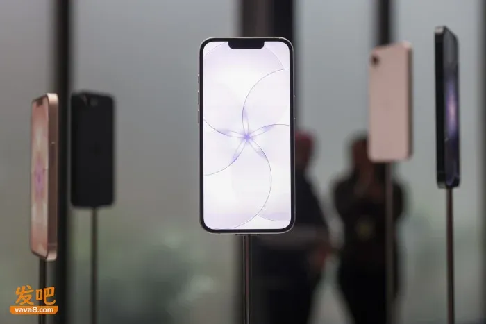苹果公司为何享有无可匹敌的iPhone定价权