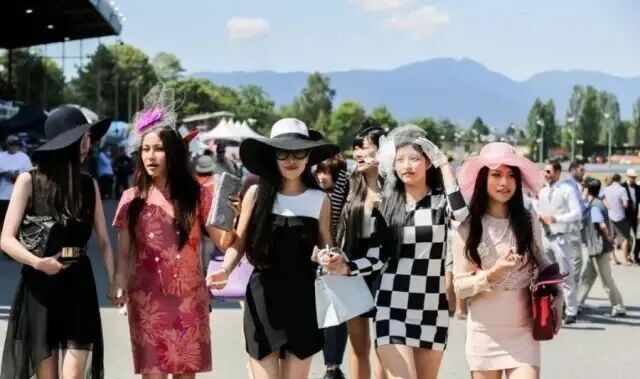 据说温哥华所有白富美的朋友圈都长这样，你身边一定有