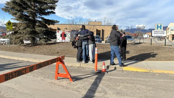 警方曾从BC校园枪手家中缴获过枪支后归还，幸存者回忆生死瞬间