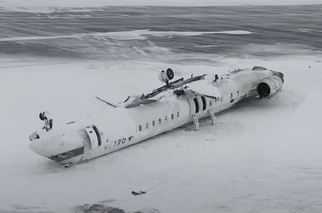 一年过去了，多伦多皮尔逊机场的惨烈空难仍然让乘客们心有余悸