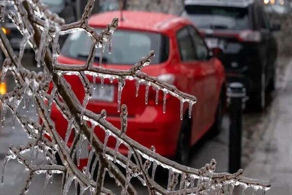 气温升高，烦人的大冰壳又来了！环境部提醒：融雪将导致路面冻结