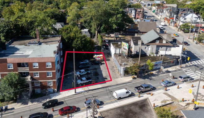 多伦多市中心一块停车场拍卖出售，要价仍高达400万加元