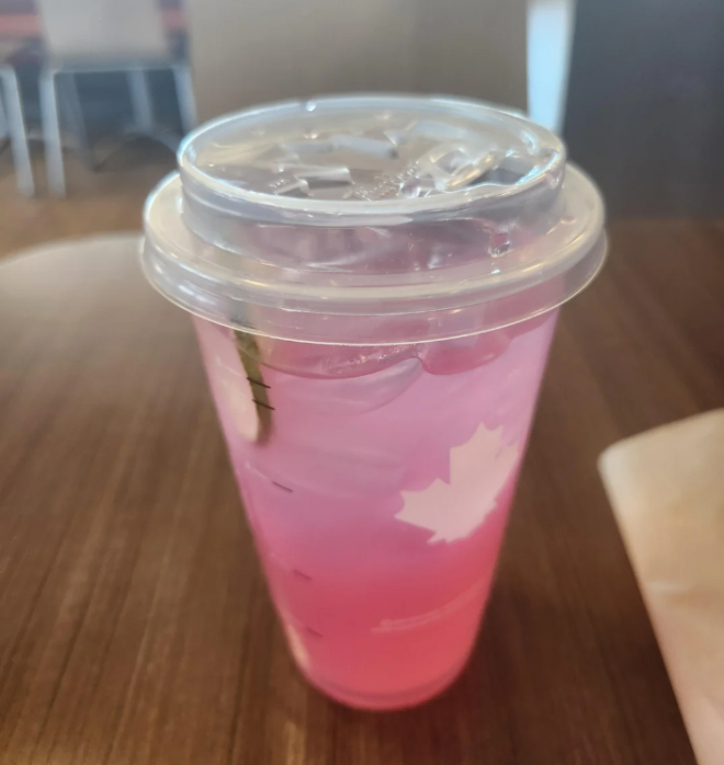 零糖也好喝？Tim Hortons 新品走红，喝过的网友意见不一