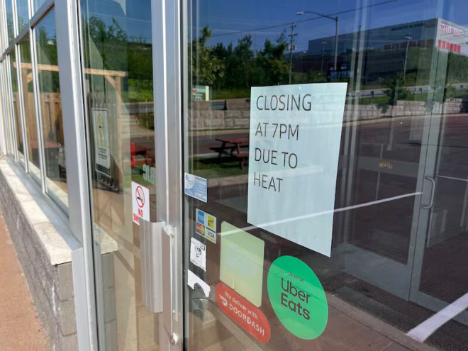 Lenny's Takeout 在 Moncton,新不伦瑞克,摄于 2026 年 7 月 3 日。(Derek Haggett/CTV News Atlantic)