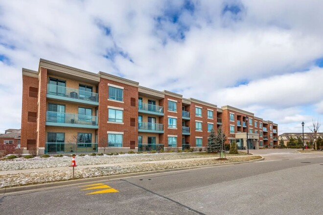116-50 Via Rosedale Way 公寓外观