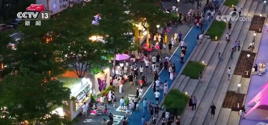 从“挖掘机指数”到“消费热点” 多维先行指标见证中国经济的“稳”与“进”