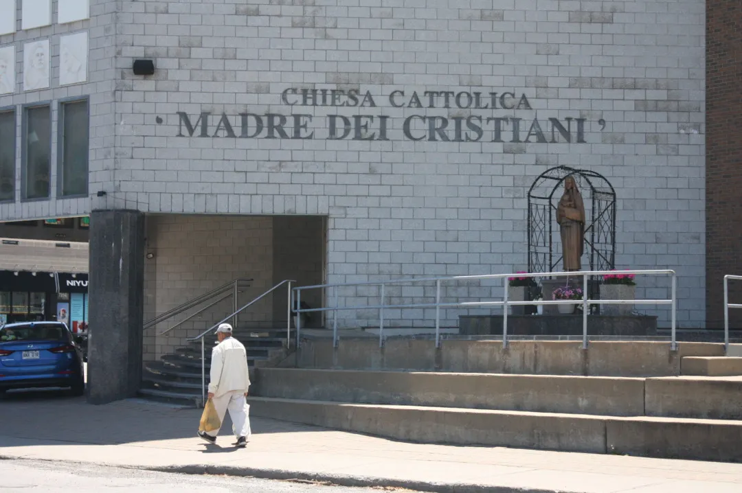 Madre dei Cristiani 教堂,活动主办方