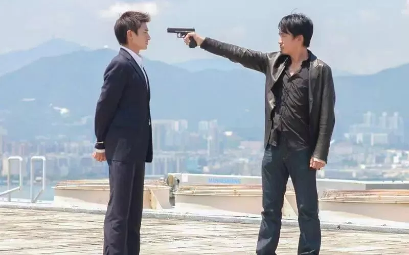 “对不起我是警察。”运城少年：“谁信？”