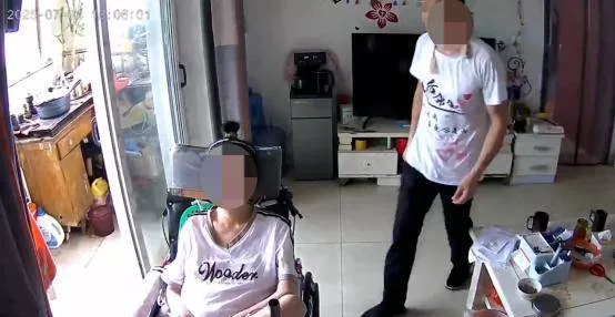 渐冻症女子被护工猥亵，监控拍下全程