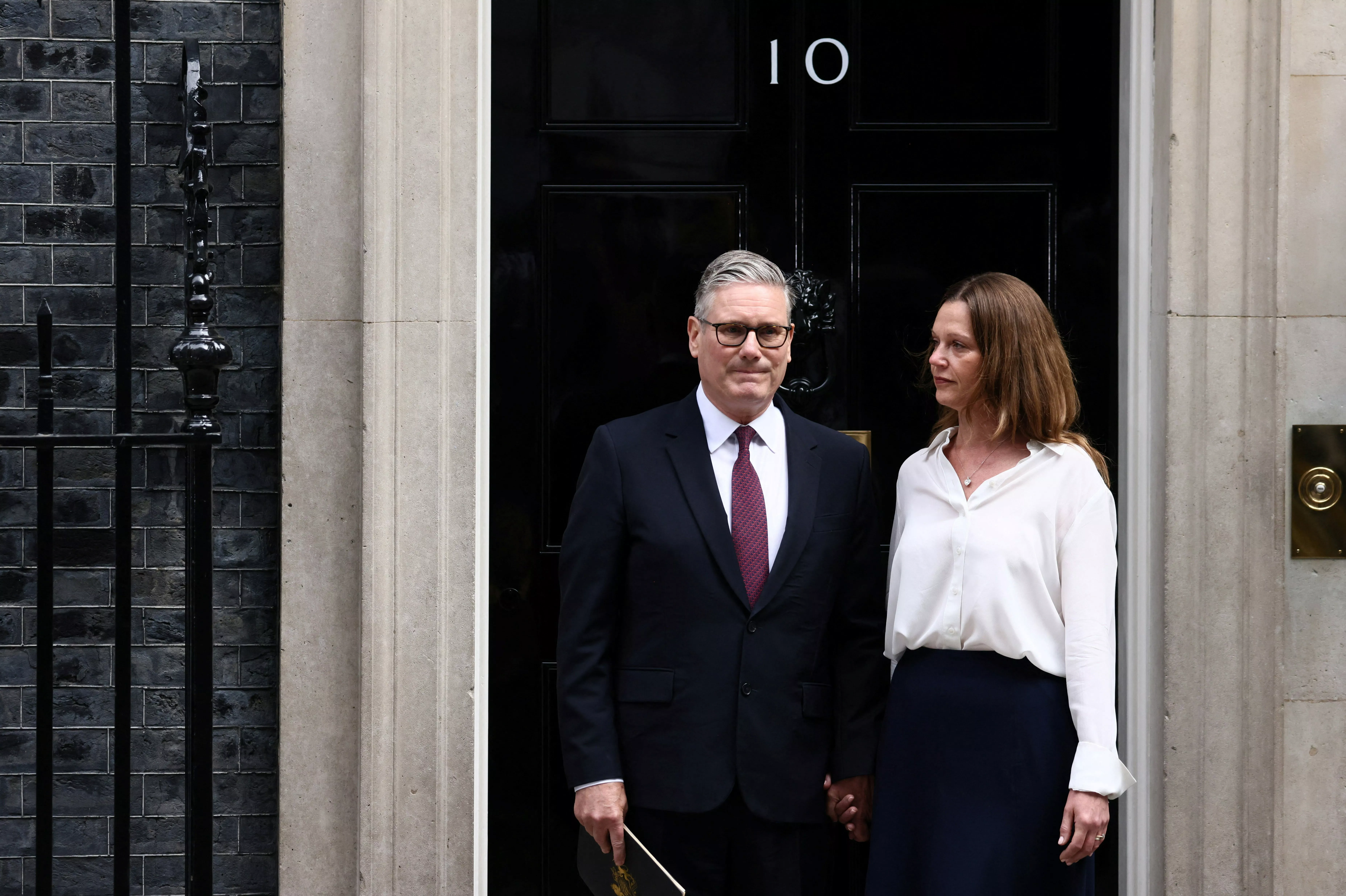 斯塔默辞职：英国又双叒叕换首相的三大问题