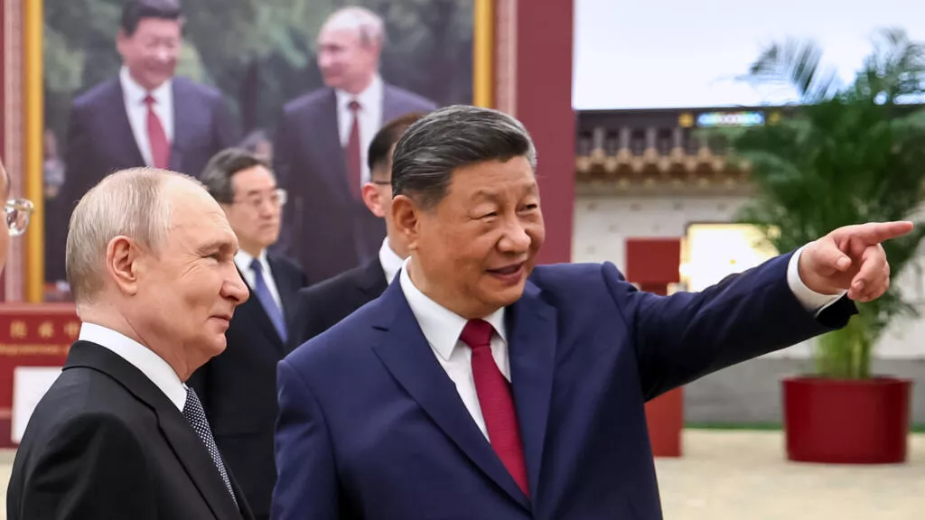 习近平，借全球乱局谋2049前超越美国的“提线人”